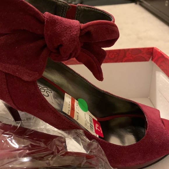 Carlos Santana Heels - Picture 4 of 6